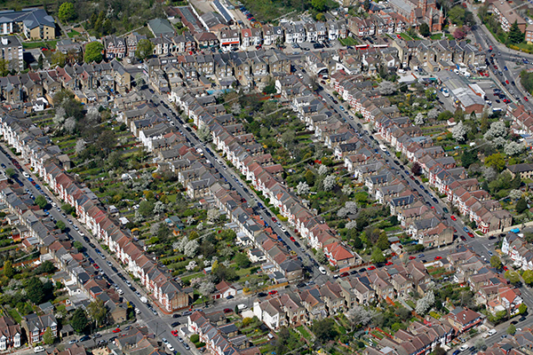محله‌ی انفیلد (Enfield) ارزان ترین محله های لندن